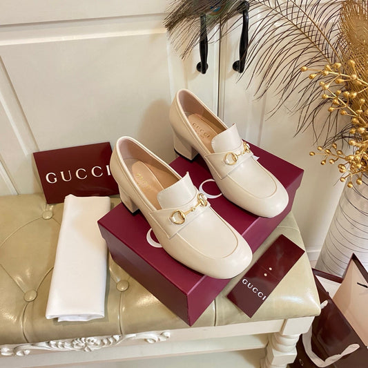 Gucci 26s Horsebit Loafers 55 Mm In Ivory Smooth Calfskin