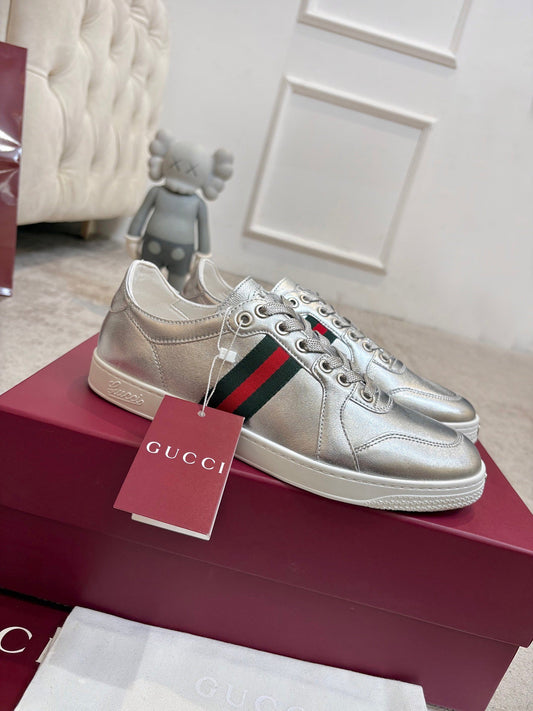 GG Stretch Low-Top Trainers Metallic Silver Leather 824432