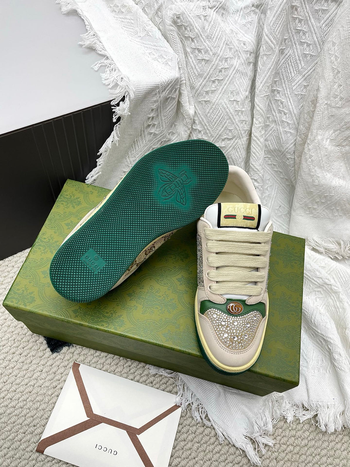 GG Women's Crystal Screener Sneaker Ivory Teal Green Leather 611295