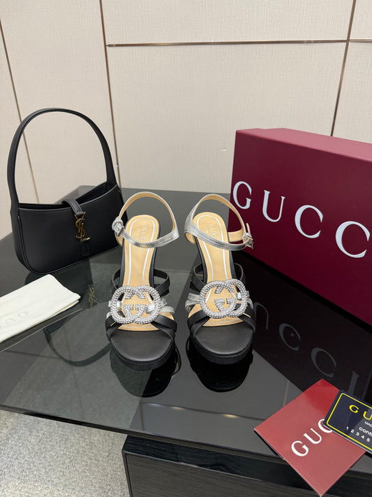 GG Pump 10.5cm With Crystal Interlocking G Black Sliver Leather