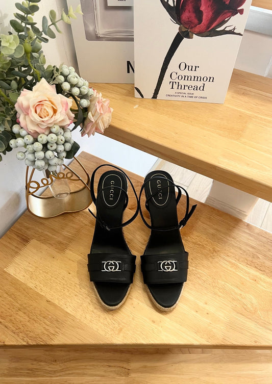 GG 26ss Platform Wedge Sandals 9cm Black Sheepskin Straw 692204