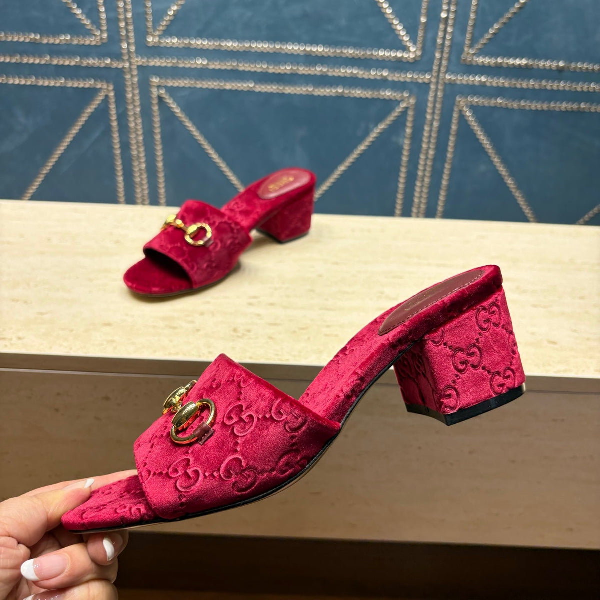 GG 26ss Chunky Heel Sandals 55 Bugundy Velvet 741301
