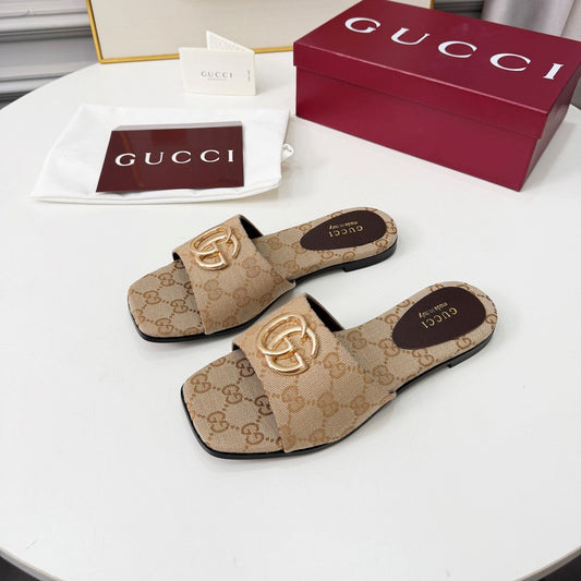 GG 2026 Early Spring Mule Beige Canvas Sheepskin 688514