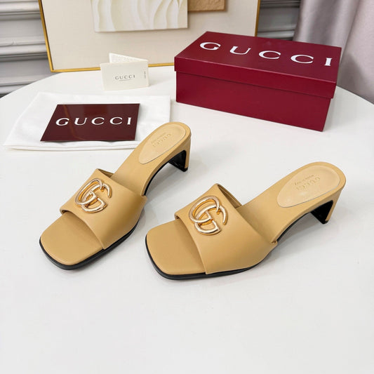 GG 2026 Early Spring Sandals Beige Sheepskin 688530