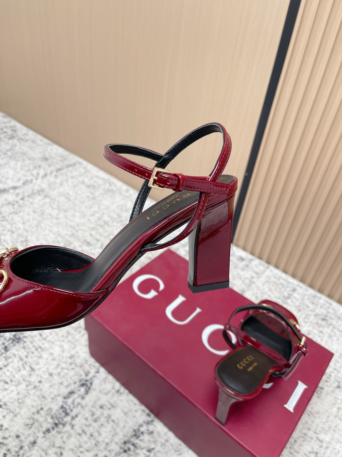 GG Signora Sandals 8.5cm Burgundy Shiny Leather 752218