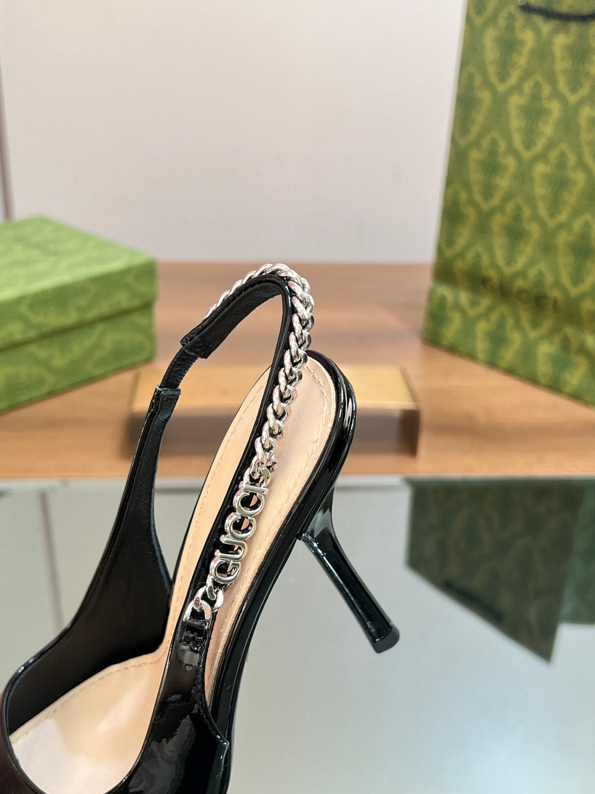 GG SIGNORIA SLINGBACK PUMP GLOSSY BLACK LAMBSKIN