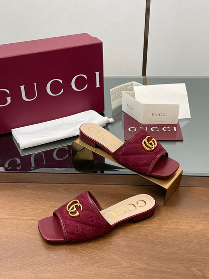 GG Matelasse Slide Sandals Burgundy Canvas Sheepskin 646489