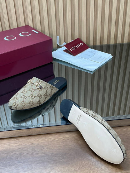 Gucci 25 Horsebit Mule Brown Beige GG Suede 563077