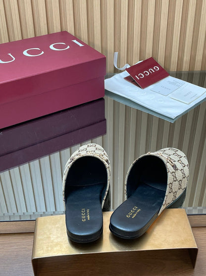 Gucci 25 Horsebit Mule Brown Beige GG Suede 563077