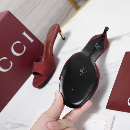 GG 26s Slide 5.5 With Bamboo Motif Red Canvas 961225