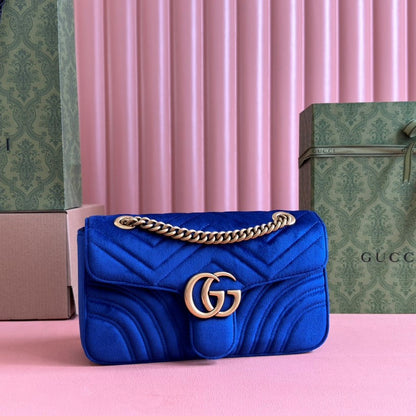 Gucci Marmont Flapbag 26 Blue Velvet
