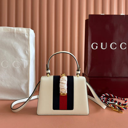 GG Sylvie Mini Chain Bag White Lambskin 285220