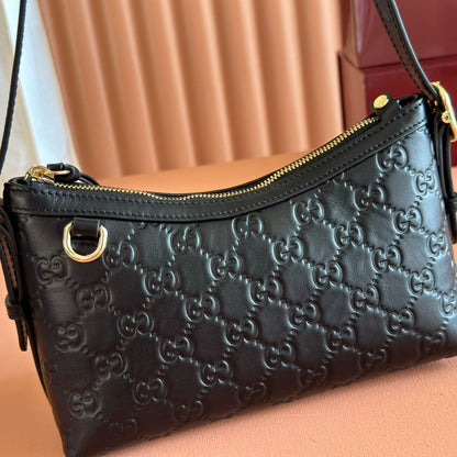 GG Emblem Shoulder Bag Black Embossed Cowhide