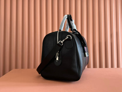 GG Savoy Medium Duffle Bag Black Leather