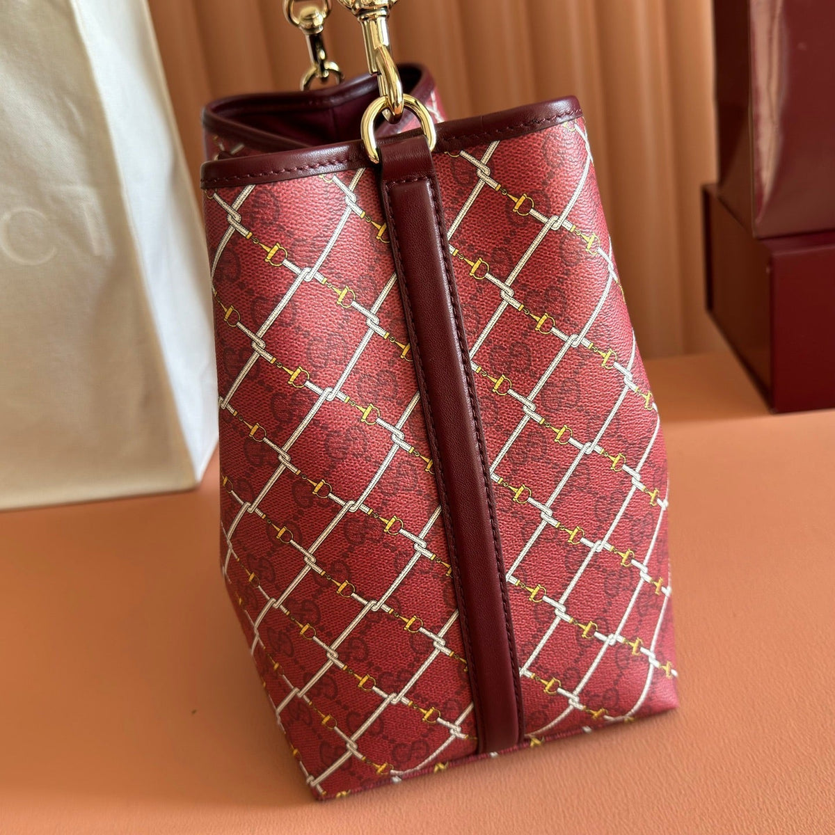 GG Emblem Bucket Bag 25cm Red GG Fabric