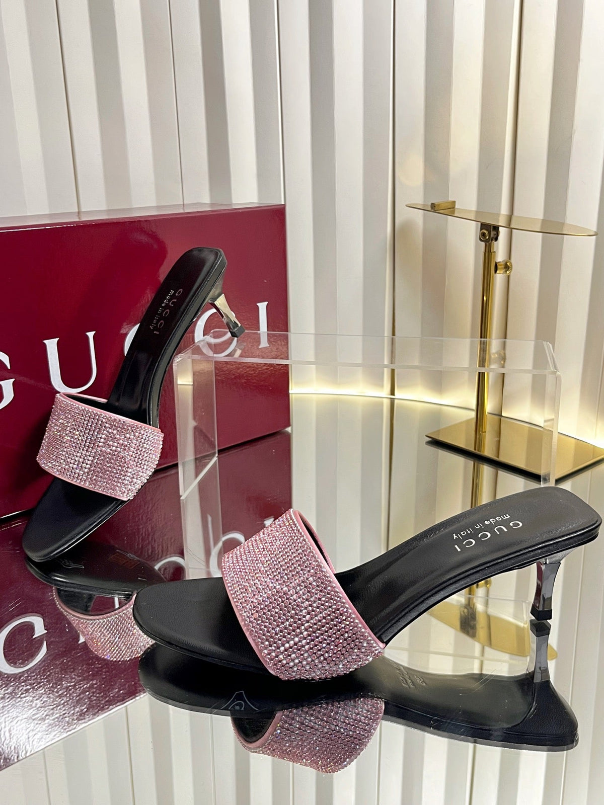 GG 26s Bombshell Crystal Sandal 5cm Black Pink Mesh Leather 768158