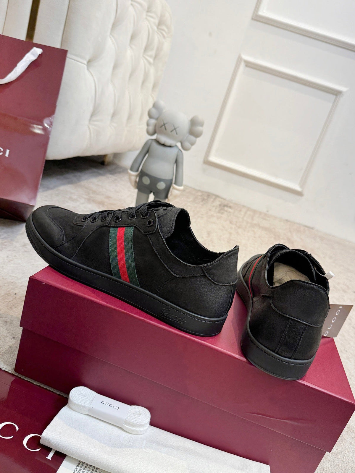 GG Stretch Low-Top Trainers Black Leather 824428