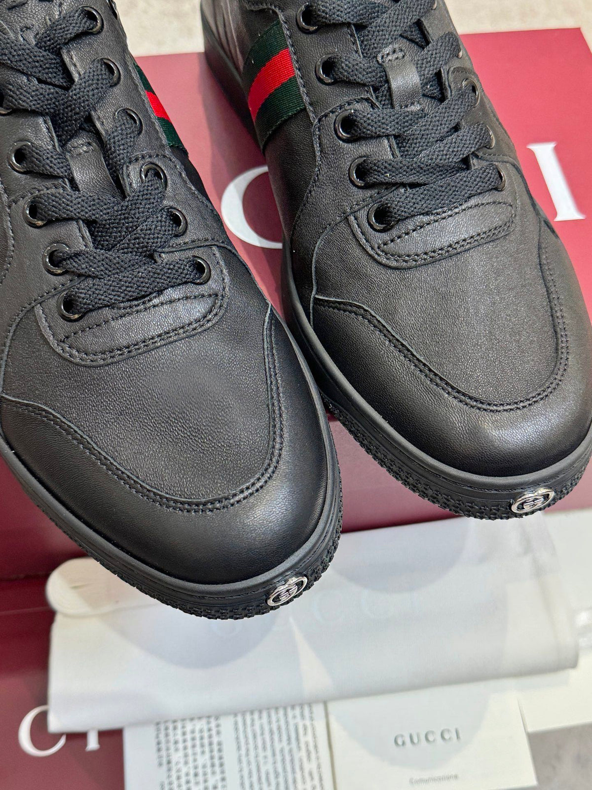 GG Stretch Low-Top Trainers Black Leather 824428