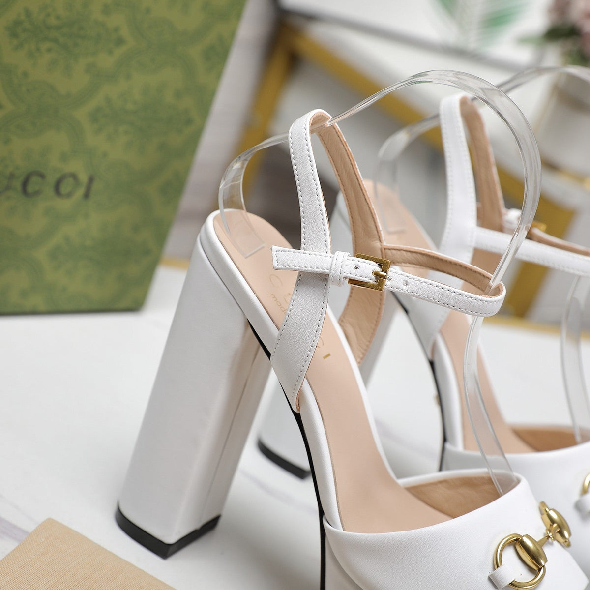 GG Sandales Cuir Noir White