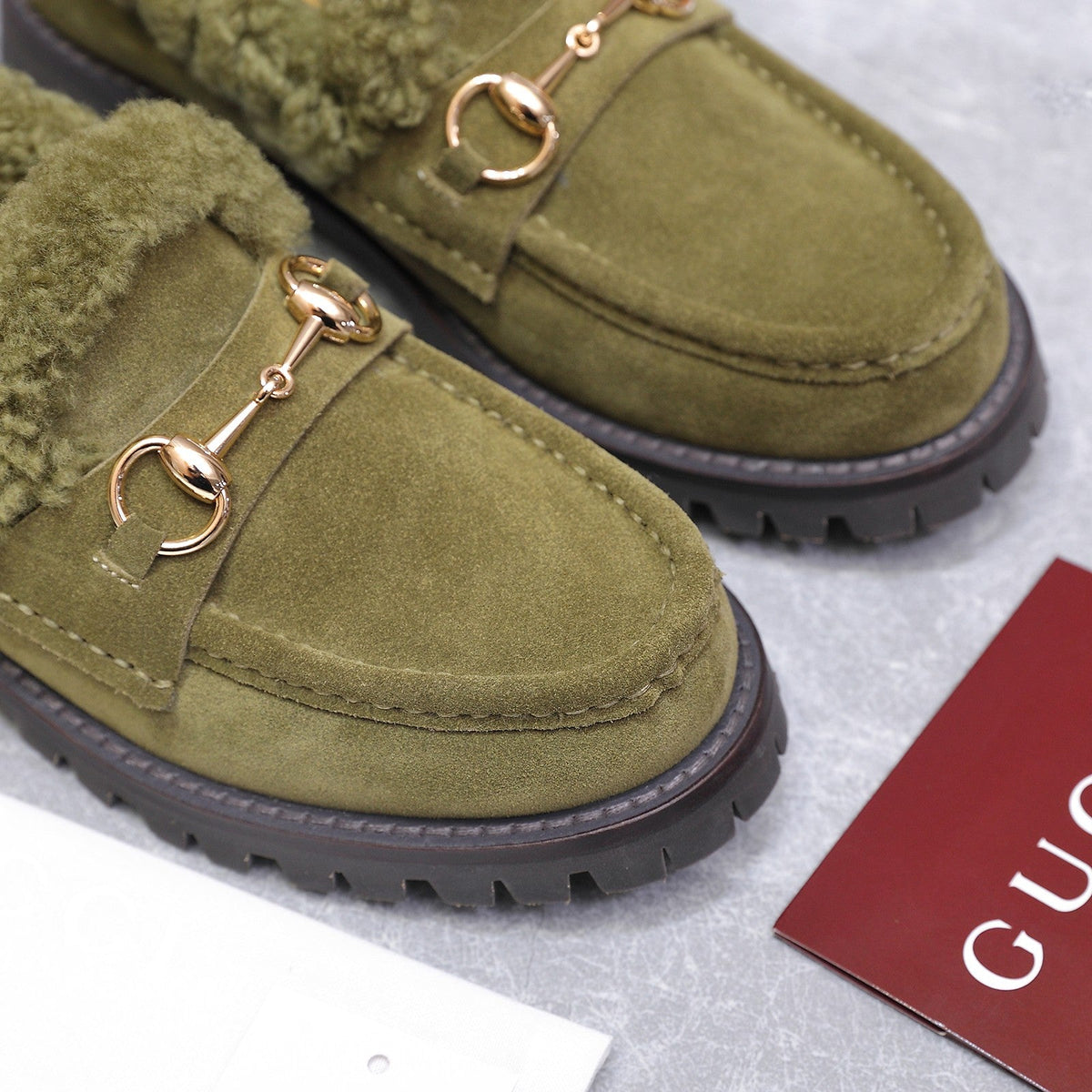 GG Women's Loafer Horsebit Olive Green Suede Shearing 547323