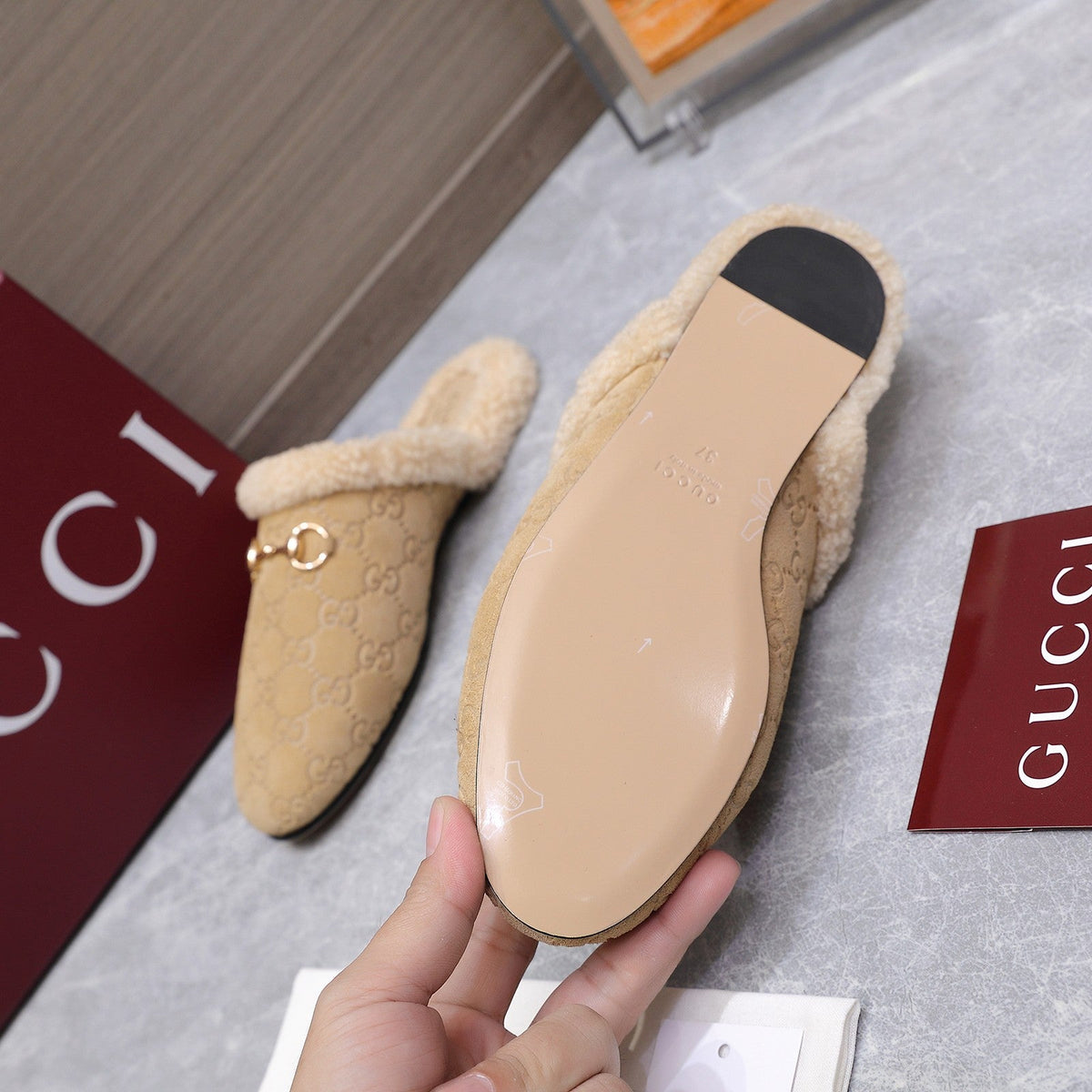 GG Horsebit Mules with Beige Insole Suede Shearing 547327