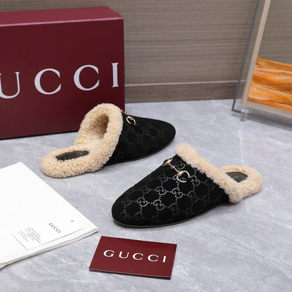 GG Horsebit Mules with Black Insole Suede Shearing 547331