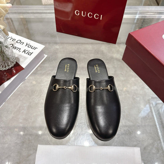GG 26s Mule With Horsebit Black Sheepskin 664797