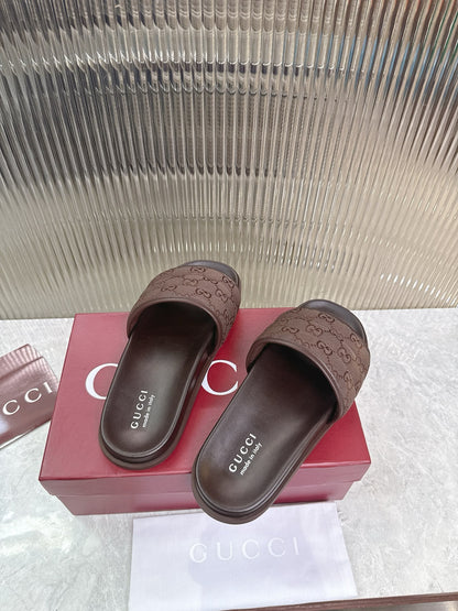 GG Slide Sandal Brown Canvas Rubber 788183
